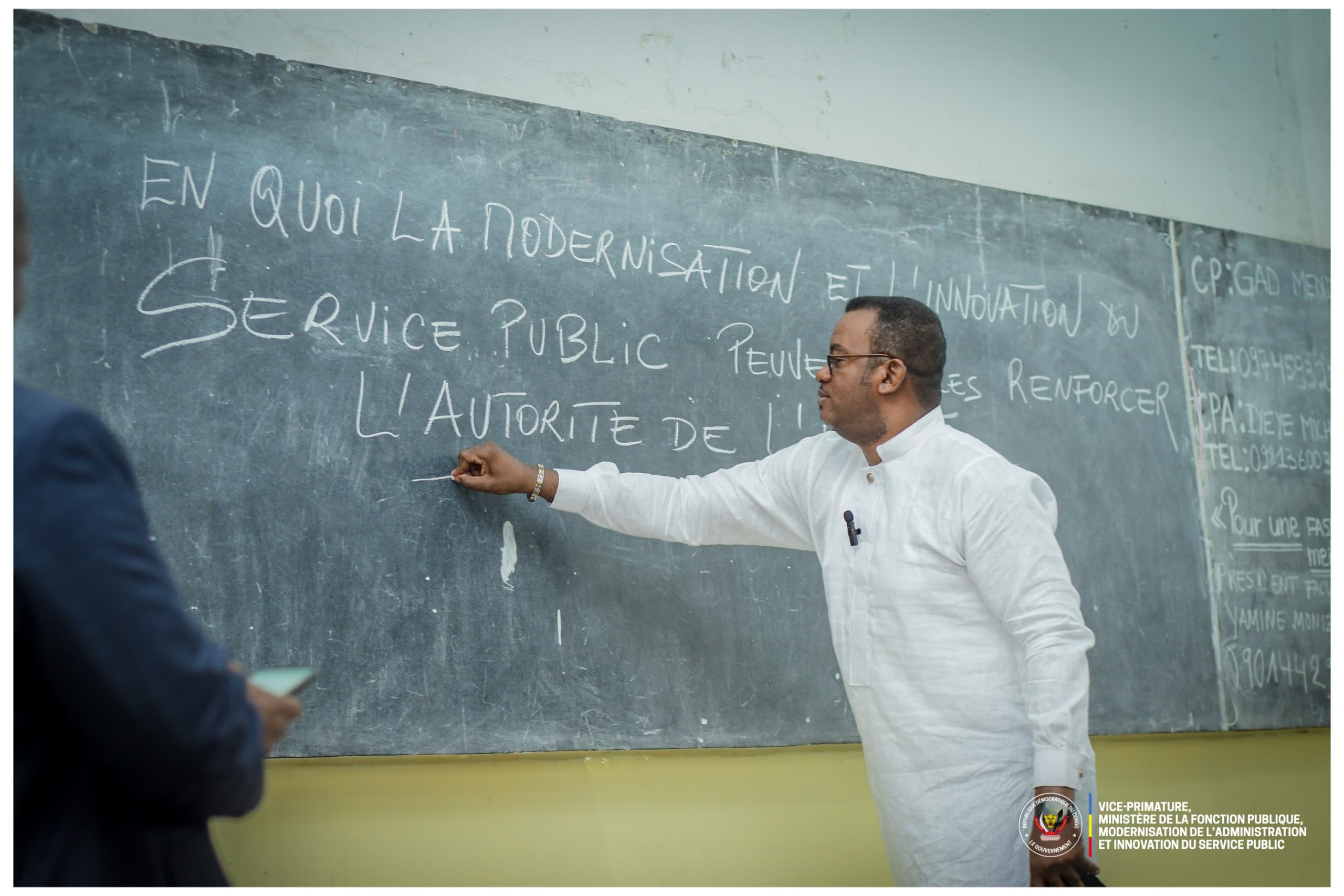 Le Vice-Premier Ministre Jean-Pierre Lihau, a lancé le concours d’admission à l’École Nationale d’Administration (ENA)