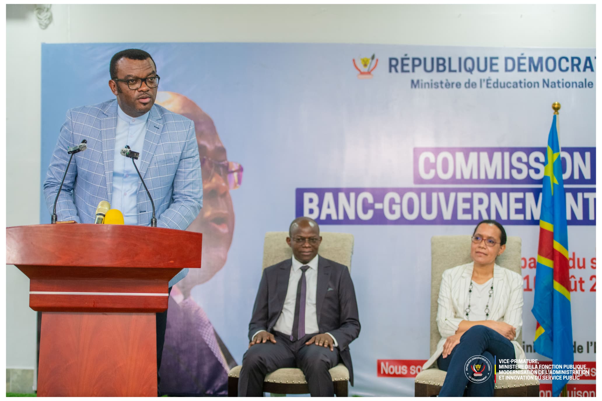 Aux travaux de la commission paritaire Gouvernement - Banc syndical de l'EDU-NC